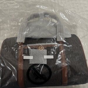 NWT Michael Kors Jet Set Travel Medium Duffel Crossbody - Brown Signature